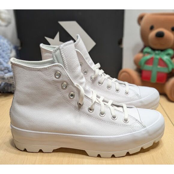 Converse Chuck Taylor All Star Lugged White Leather High Top Shoes Womens 11 NIB - Picture 2 of 15
